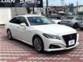 2019 Toyota Crown Hybrid