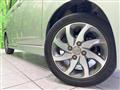 2010 Nissan ROOX