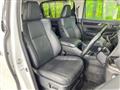 2022 Toyota Alphard Hybrid