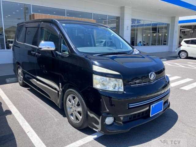 2009 Toyota Voxy