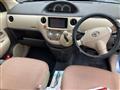 2011 Toyota Sienta