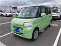 2011 Daihatsu Tanto