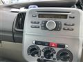 2011 Daihatsu Tanto