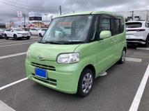 2011 Daihatsu Tanto