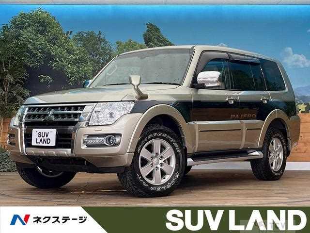 2015 Mitsubishi Pajero