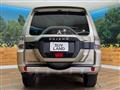 2015 Mitsubishi Pajero