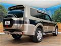 2015 Mitsubishi Pajero