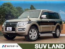 2015 Mitsubishi Pajero