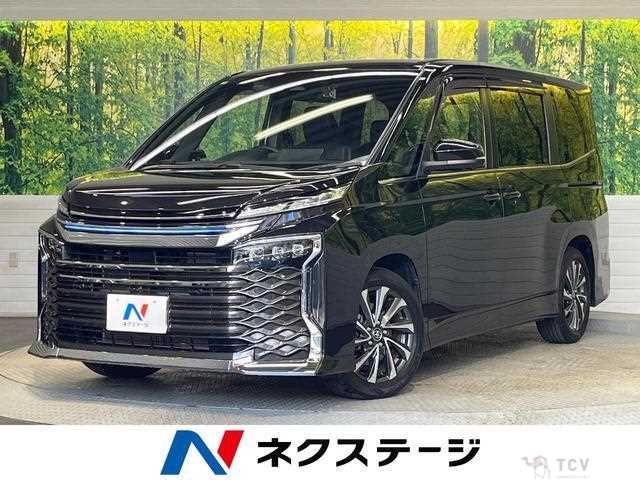 2022 Toyota Voxy
