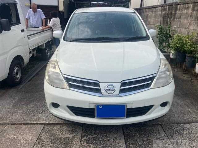 2010 Nissan Tiida