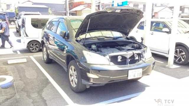 2004 Toyota Harrier