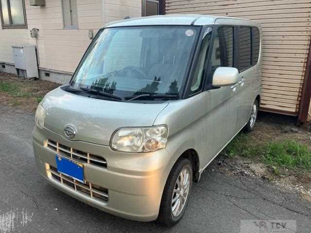 2012 Daihatsu Tanto