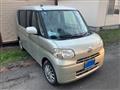 2012 Daihatsu Tanto