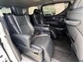 2015 Toyota Vellfire