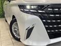 2025 Toyota Alphard Hybrid
