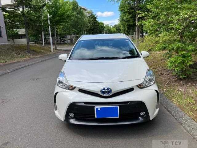2016 Toyota PRIUS α