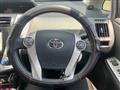 2012 Toyota PRIUS α