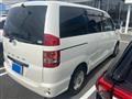 2004 Toyota Noah