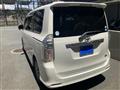 2011 Toyota Voxy