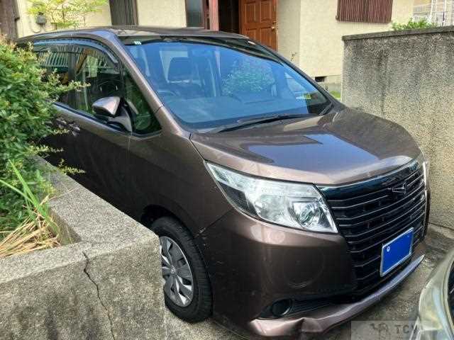 2015 Toyota Noah