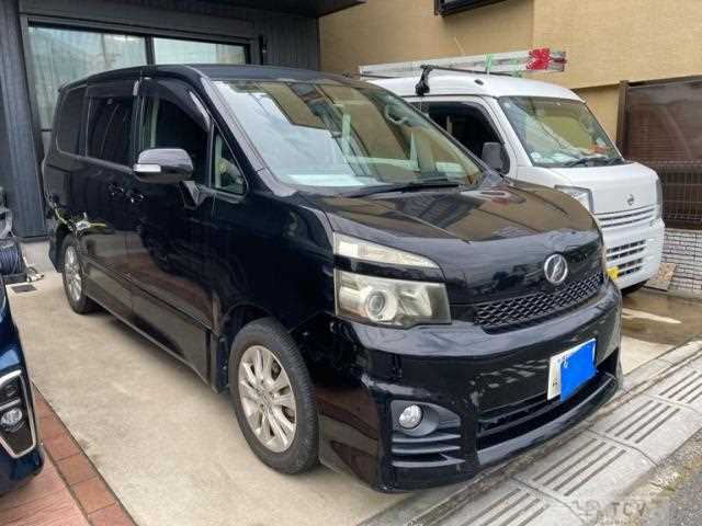 2011 Toyota Voxy