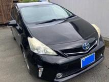 2013 Toyota PRIUS α