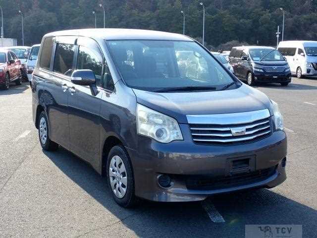 2011 Toyota Noah