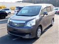 2011 Toyota Noah