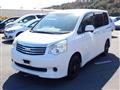 2012 Toyota Noah