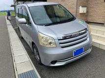 2009 Toyota Noah
