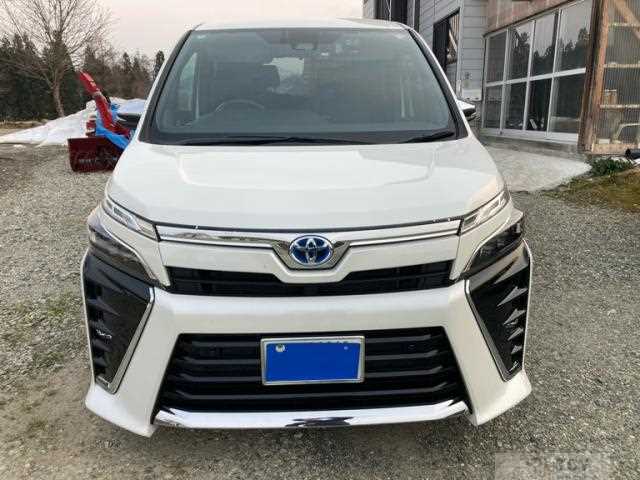 2020 Toyota Voxy