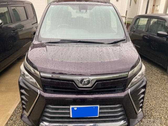 2019 Toyota Voxy