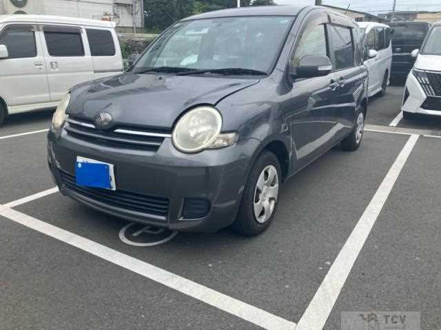 2010 Toyota Sienta