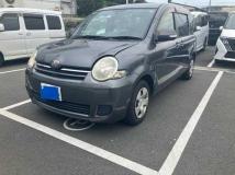 2010 Toyota Sienta