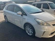 2012 Toyota PRIUS α