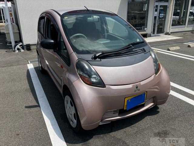 2008 Mitsubishi i
