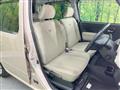 2009 Daihatsu MIRA COCOA