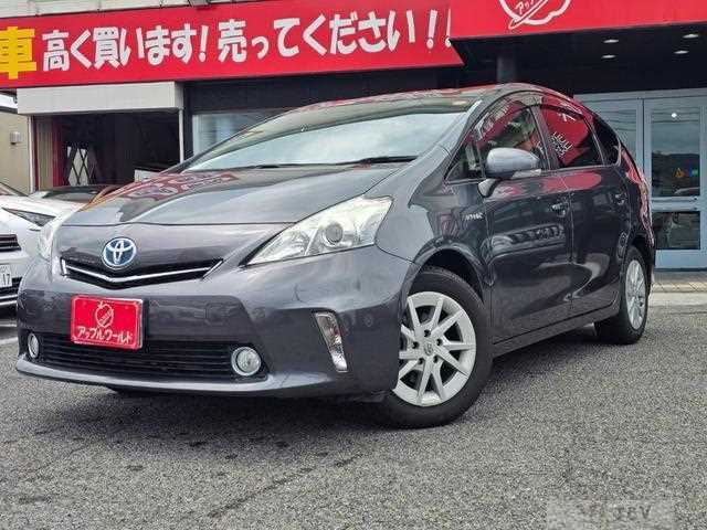 2013 Toyota PRIUS α