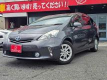 2013 Toyota PRIUS α