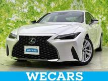 2021 Lexus IS