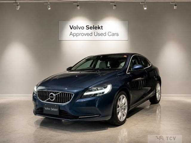2017 Volvo V40