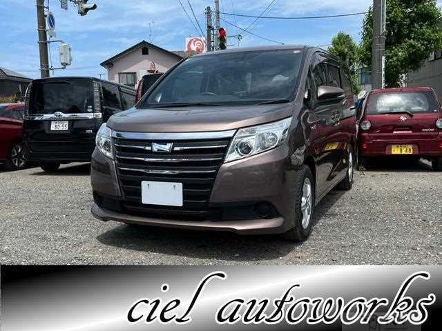 2014 Toyota Noah