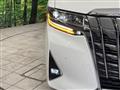 2023 Toyota Alphard Hybrid