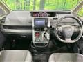 2013 Toyota Voxy