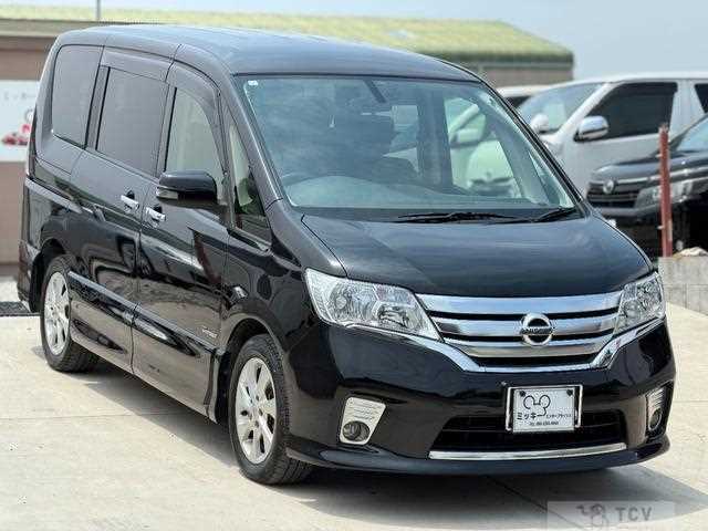 2013 Nissan Serena