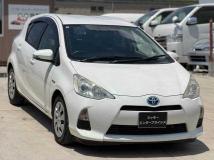 2013 Toyota AQUA
