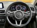2017 Mazda Axela