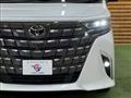 2023 Toyota Alphard Hybrid