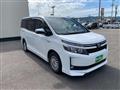 2016 Toyota Voxy