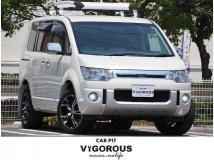 2009 Mitsubishi Delica D5